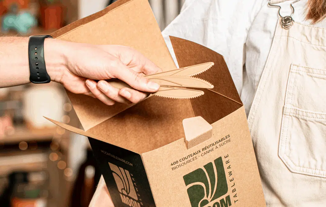 Les nouvelles pailles et couverts en Résidus de Sucre de Canne, 100% Écologiques !